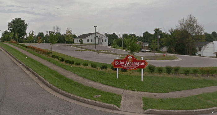 Красный щит на границе Николасвилля, Кентукки. Одна очень американская история